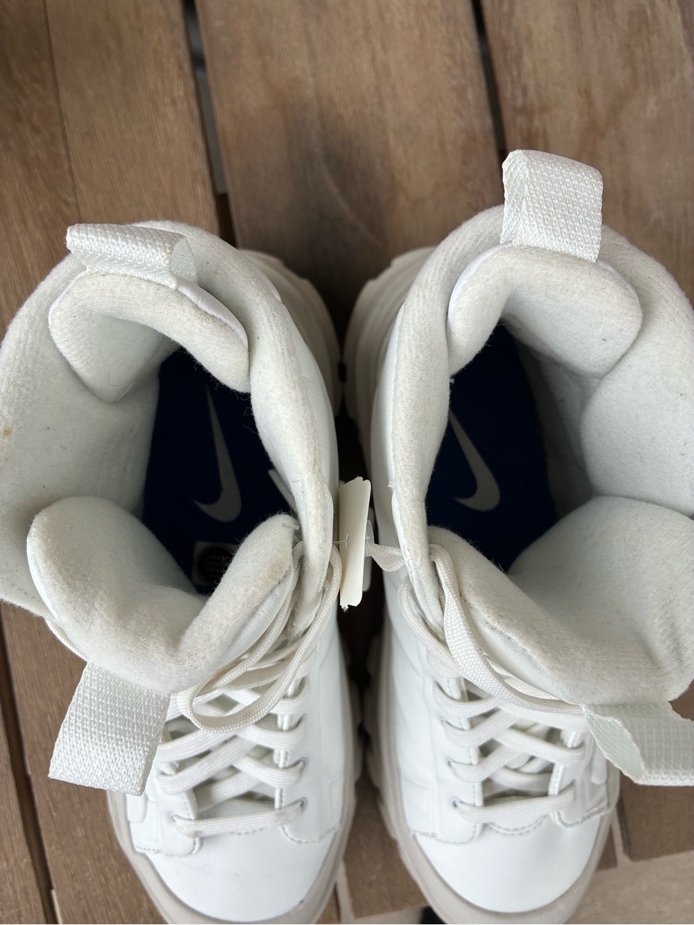 Nike Blazer Roam Mid FQ9065-100 Womens 7 Summit White Boots Pre-Owned - Picture 9 of 11